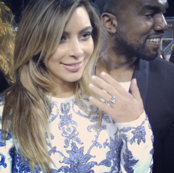 Kim posted this picture to confirm her YESSS!! to Kanyes proposal.