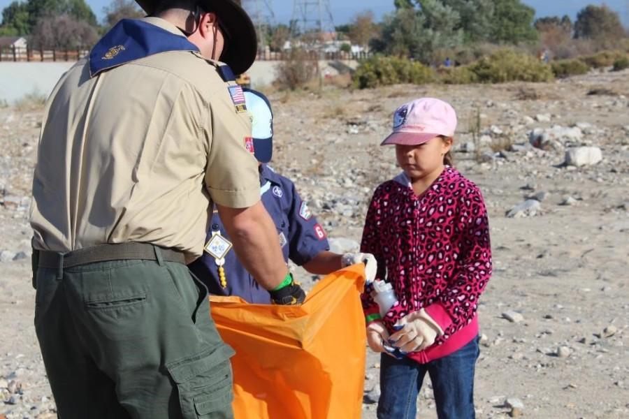 Santa Clarita kids enjoyed contributing to the environment at the River Rally. 