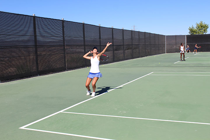 West Ranch serves up Saugus 