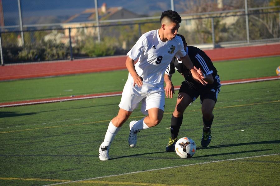 Boys Soccer falls to Valencia 1-0