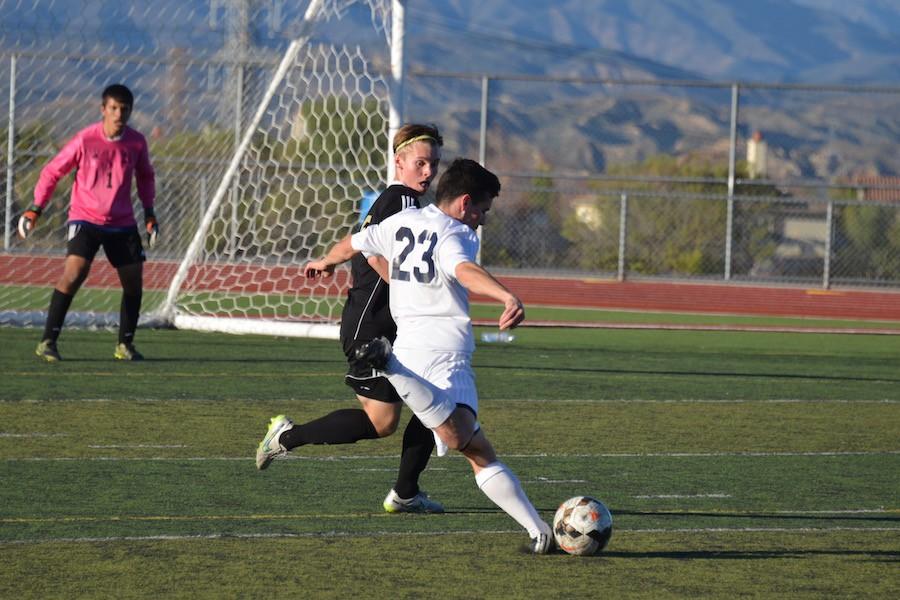 Boys Soccer ends season with a 4-3 win over Golden Valley