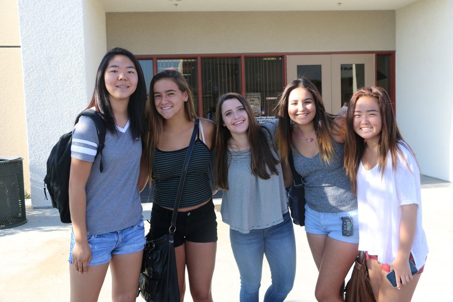 From left to right: Audrey Kim, Gianna Lombardi, Hannah Landon. Haley, and Anna Suh. The group of friends gather before their first class.