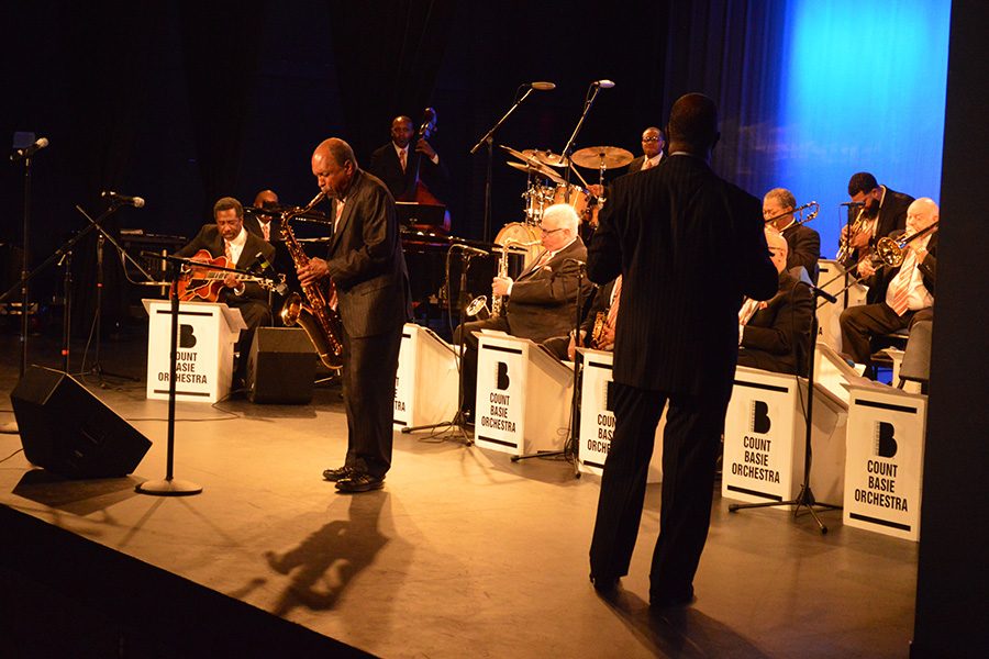 Count Basie Comes to Town