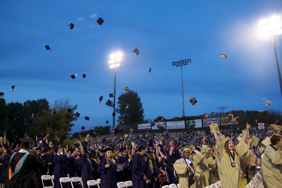 Caps Off to the Class of 2017