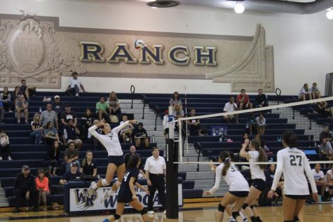 West Ranch Girls’ Volleyball falls to Saugus