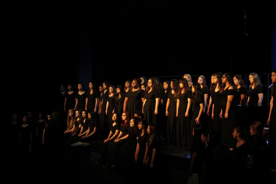 Choir Takes West Ranch Back to the Renaissance