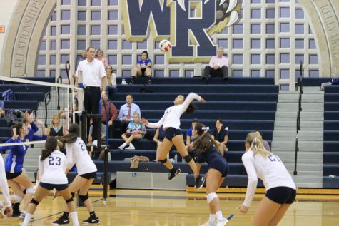 Girls’ Volleyball Falls to Louisville