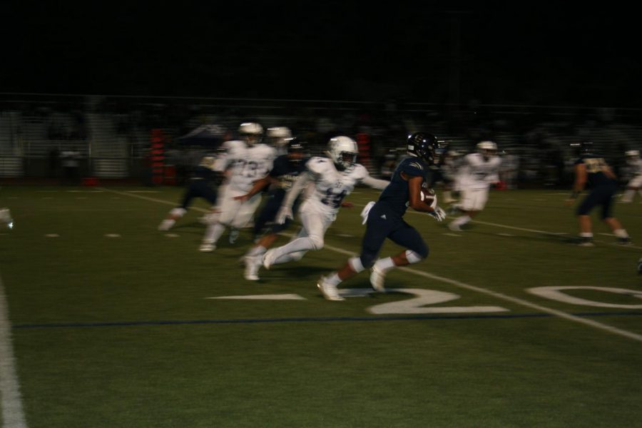 West Ranch defeats St. Genevieves to improve to 3-0.
