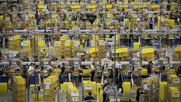 Warehouse Distribution Centre For Amazon Online Retailers