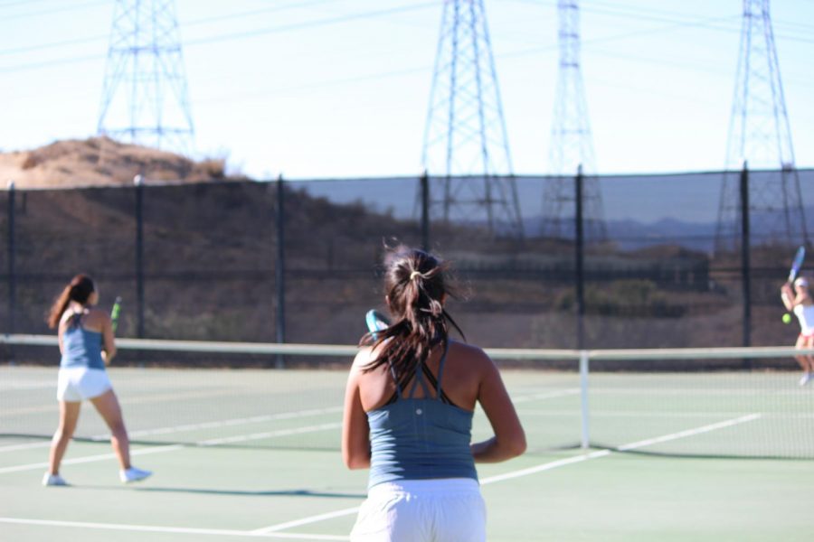 West Ranch Varsity Girls Tennis Dominates against Hart