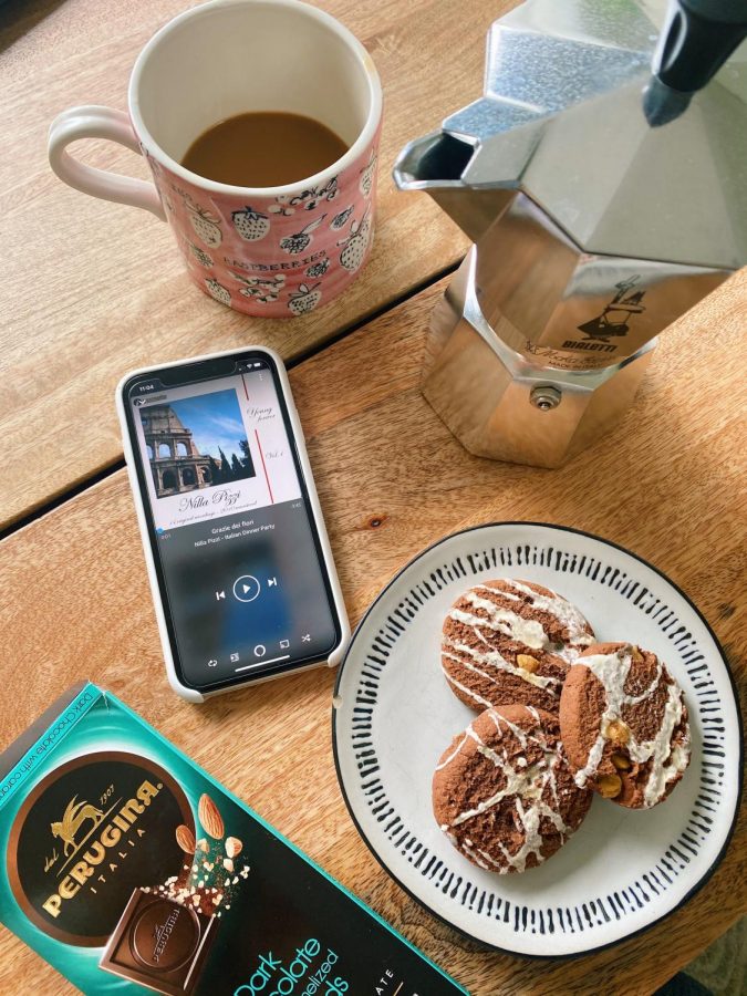 Travel at home: Italian coffee set-up